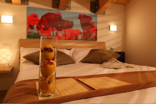 Residence Ilario Suite Hotel Riccione Ngoại thất bức ảnh